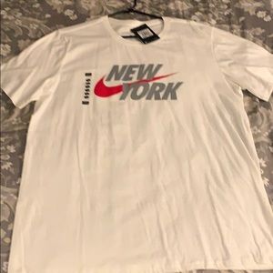 Nike T-shirt